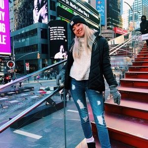 Meet your Posher, Amanda